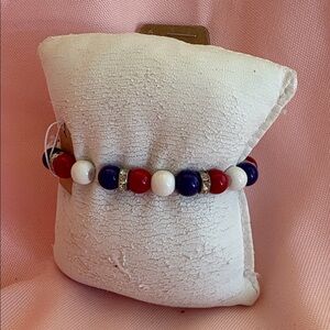 🟢 Hand Crafted Red, White, and Purple Beaded Bracelet